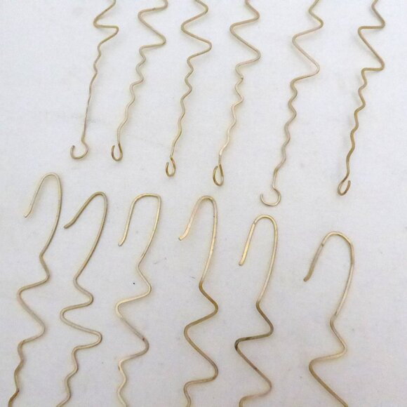 VINTAGE 6.25” SOLID BRASS CHRISTMAS TREE ORNAMENT HANGER LOT OF 12 - Picture 5 of 7